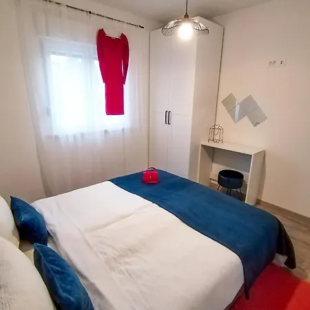 App Oasis D Gimino Lägenhet Žminj