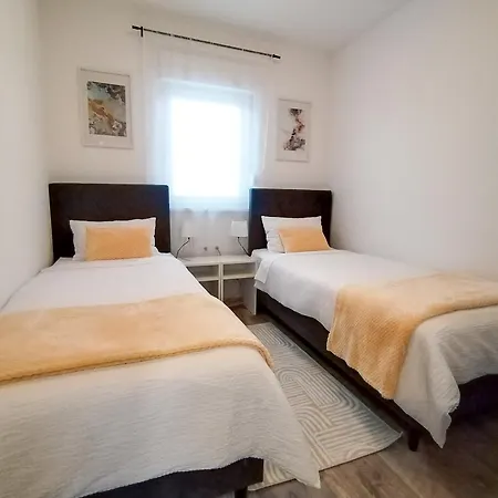Lägenhet App Oasis D Gimino
