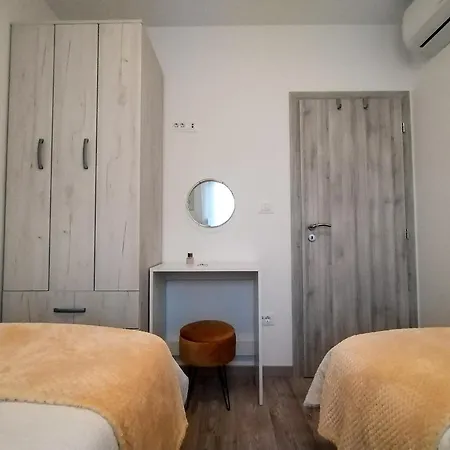 App Oasis D Gimino Apartment *